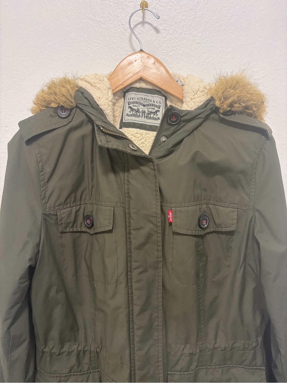 Levi’s Army Green Winter Hooded Jacket - Like New - Women’s Large